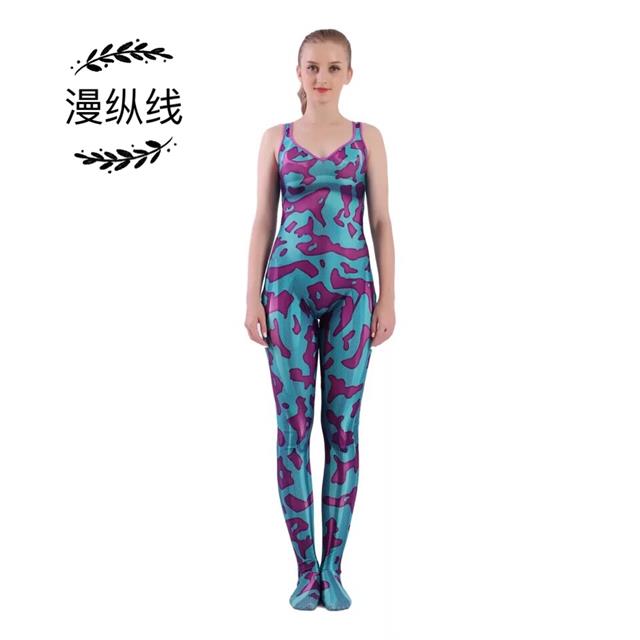 我的英雄學(xué)院蘆戶三奈緊身衣