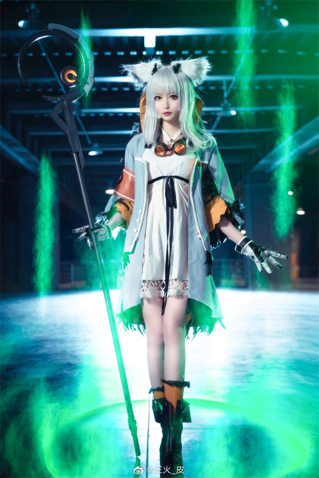 白面鸮cos