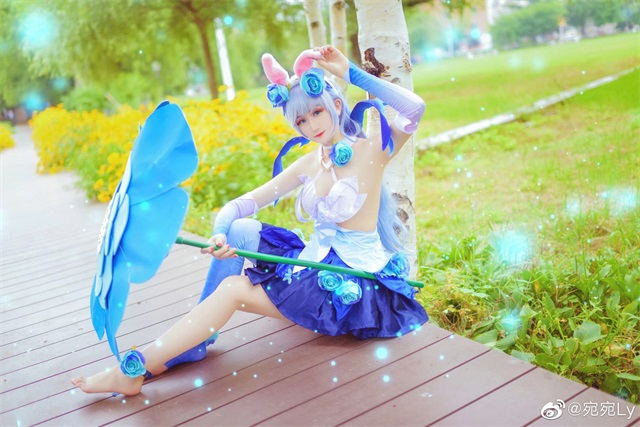 公孫離花間舞