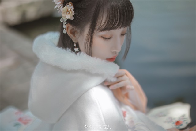 小豆蔻兒coser