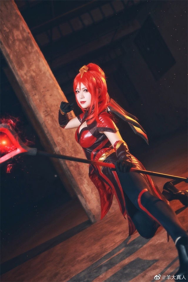 英雄聯(lián)盟光輝女郎cosplay正片