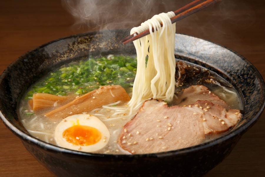 日式豚骨拉面