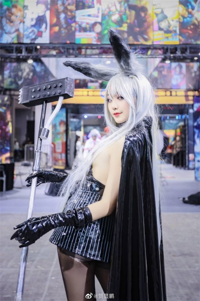 黑絲大長腿cosplay明日方舟暴行