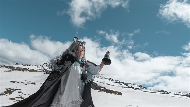 明日方舟初雪cosplay寫真